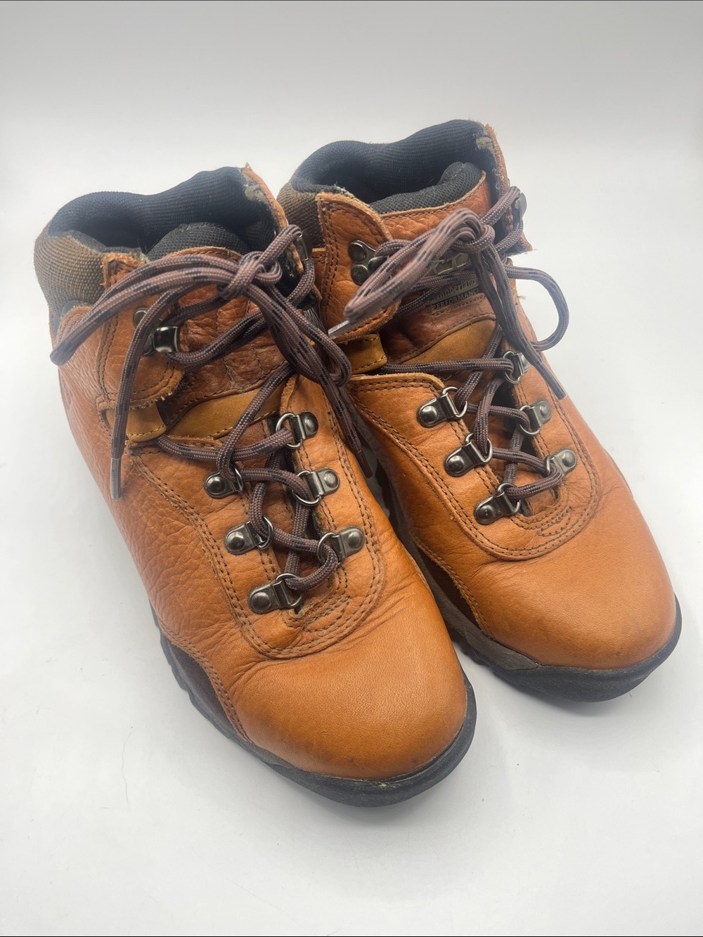 Timberland Women’s Lace-Up Boots in Tan Brown